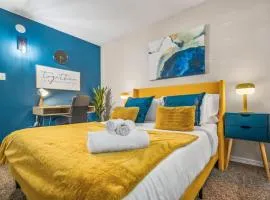 Where its all Happening 1BD AT and T Walkable