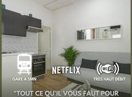 Le Petit Cosy de la Gare - Wifi, Hotel in Drancy
