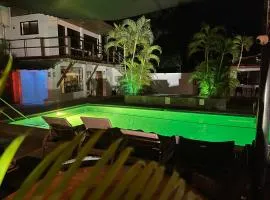 パロット リゾート モアルボアル