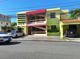 Hotel Enrique I Gazcue, Bed and Breakfast, hotel in Santo Domingo