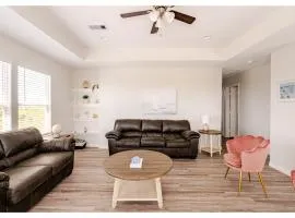 Sunset Bellini with Hot Tub and Golf Cart!