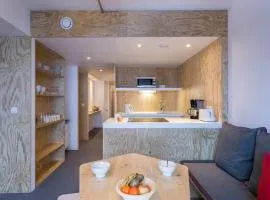 Appartement rénové, pistes et commerces à proximité, balcon, 8 pers, 3 pièces - FR-1-346-316