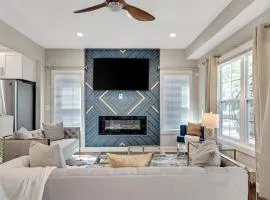 Elegant 4 bedroom with Private Backyard Downtown ATL