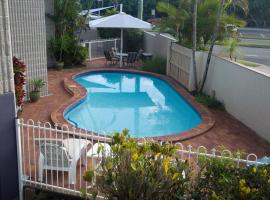 Northpoint Holiday Apartments, serviced apartment in Alexandra Headland