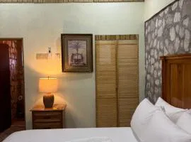 The Ridge - Stone Cottage