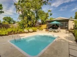 Walk to the Bay Pet-Friendly Oasis in Sarasota!