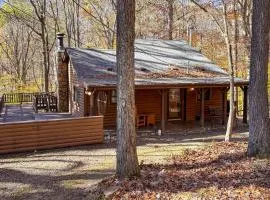 Lake Access and Hot Tub! Serene Rockbridge Cabin