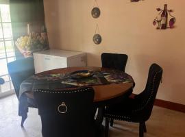 Home away from home, ξενοδοχείο σε Lauderhill