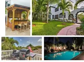 Luxury 8BR Entire Mini-Resort with Heated Pool, Tiki Bar - Tropical Paradise Near Beach!