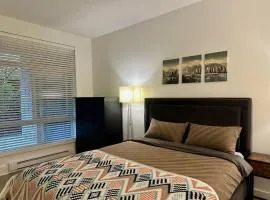Spacious Modern 3BR Condo at UBC Quiet & Convenient