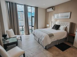 Suites Lassa, Hotel in Ensenada