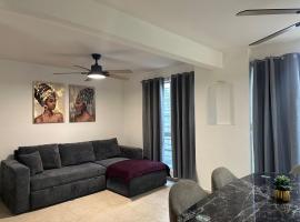 Cómoda Casa en Apodaca Fracc Privado WiFi 6PPL a 10 min del Aeropuerto, hotel in Monterrey