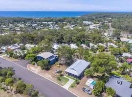 Mambo #5 Double Storey Holiday Home