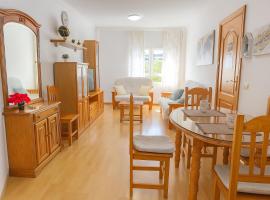 Moya Canary Away & parking, hotell i Sádaba