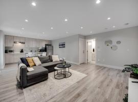 Spacious 1BR Suite Near Capilano Bridge & Trails, hotel in North Vancouver