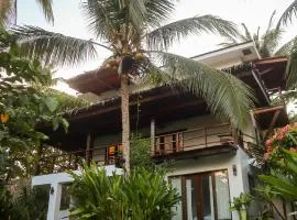 Lusty Glaze Villa Siargao