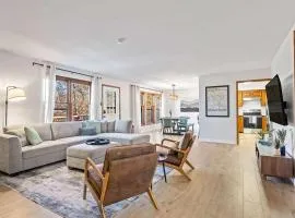 Tunnel Vision Trail House Bike In Bike Out