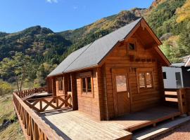 フォレストドーム付知峡，位于中津川市的酒店