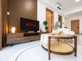 Comfy Apartment-Perfect City Stay at TK Area