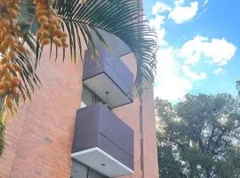 Poblado ApartaSuite familiar cerca club campestre