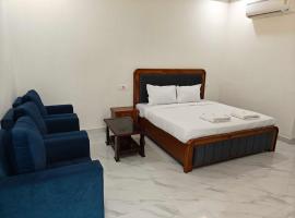 Hotel O Trinetra Stay In Luxury, hotel in Jadcherla