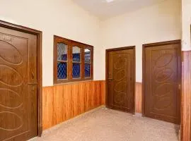 Super Hotel O Dehradun City Centre