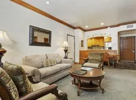 Cozy Zermatt Swiss King Villa with Kitchen Near Deer Valley & Park City Ski Resorts - 2022