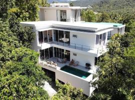 NEW! Sunset & Seaview 4BR 5BA Pool Villa, Hotel in Ko Ma