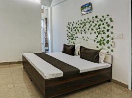 OYO Flagship Hotel Red Rose, hotel in Nārnaul