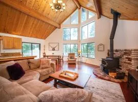 Arnold A Frame Cabin with Hot Tub and Guest Suite