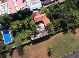 Divu - Azure Opulence Beachfront Villa