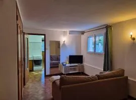 Charmant studio centre village