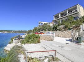 Apartments Ivan, viešbutis mieste Viniščė