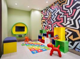 Ibis Styles Jakarta Mangga Dua Square, hotel in Jakarta