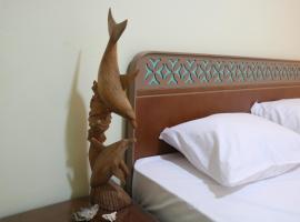 Dolphin suites apartment, hotel in Marsa Alam