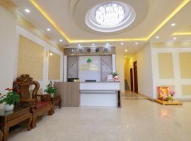 Khách sạn Pine Hill Hotel Dalat, hotel in Da Lat