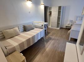 B&B Sayonara، فندق في كييتي