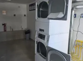 Nuevo - moderno - aire acondicionado- parking privado - céntrico