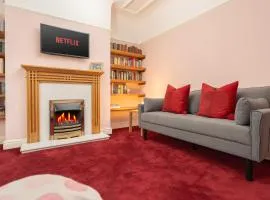 Music Lovers Piano Pets OK & Driveway Parking