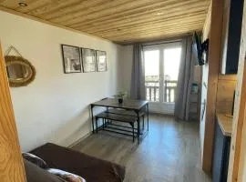 Risoul 1850 studio Résidence LesFlorins2 pour 4 pers avec accès direct sur les pistes
