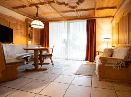 Traditional Cozy Apartment