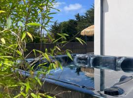 Villa Noz Vat 4 étoiles avec SPA – hotel w mieście Plouescat