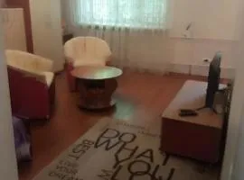 Мономаха 27 Центр