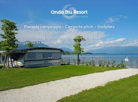 Camping Onda Blu、マネルバ・デル・ガルダのホテル