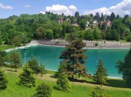 Kuća za odmor u prirodi NINA Jezero Orahovica, hotel with hot tubs in Duzluk