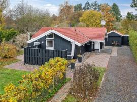 Holiday Home Gyda - 840m from the sea by Interhome, hotel em Dronningmølle