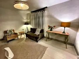 The Locker, 2 bed apartment in Falmouth