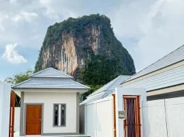 Monkey Pool Villa Krabi Ao Nang