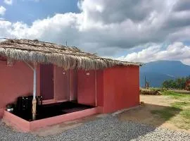 Kanthalloor Mud & Mist Homestay