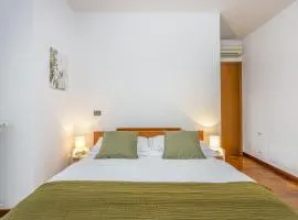 Parking & Free WiFi - Functional apartment